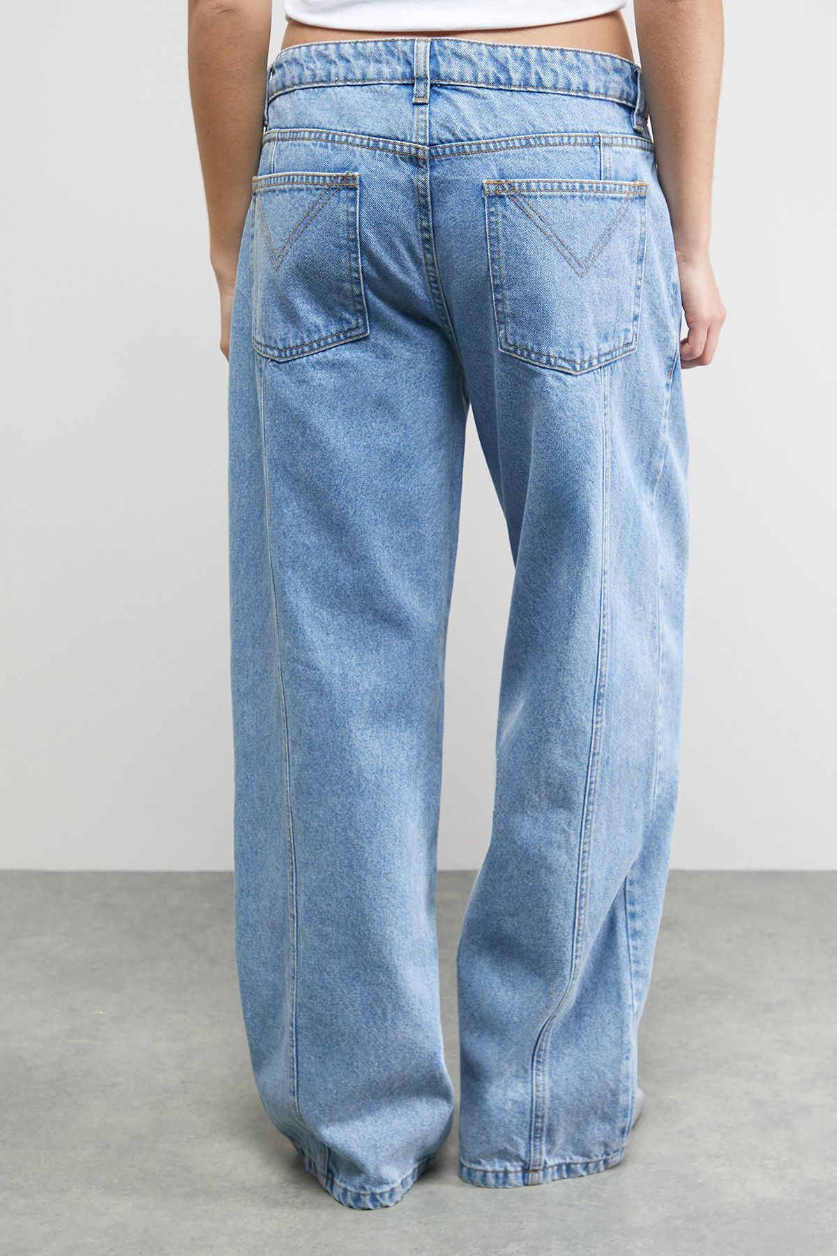 Warehouse Tony Low Waist Lace Up Wide Jean Mid Blue image 4