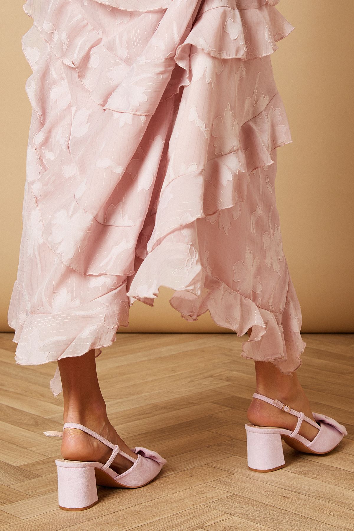 Oasis Dorinda Faux Suede Bow Slingback Block Heeled Shoes Pink image 4