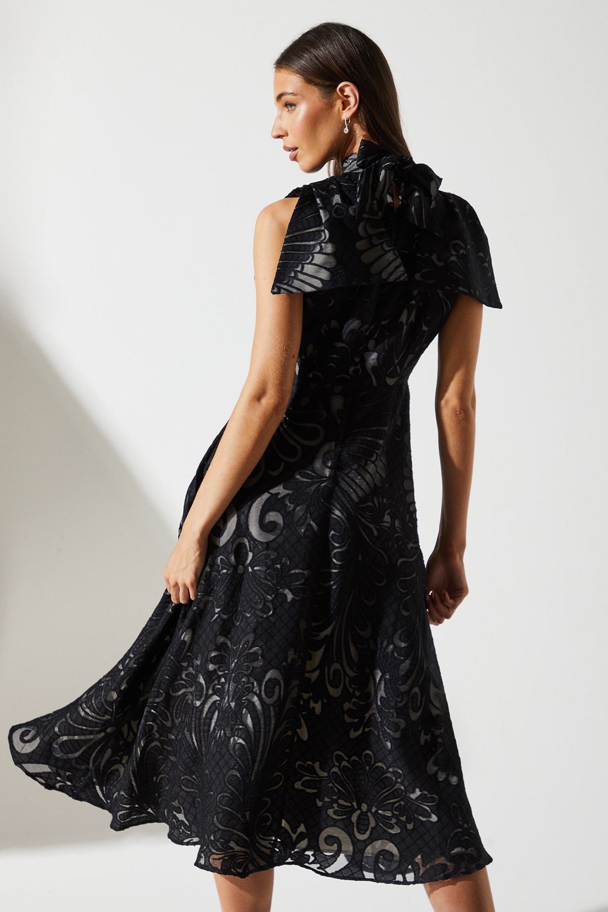 Coast Bow Sleeve Jacquard Dress Black/nude image 3