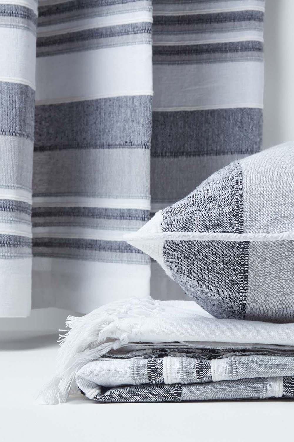 Homescapes Cotton Striped Morocco Cushion Cover image 5