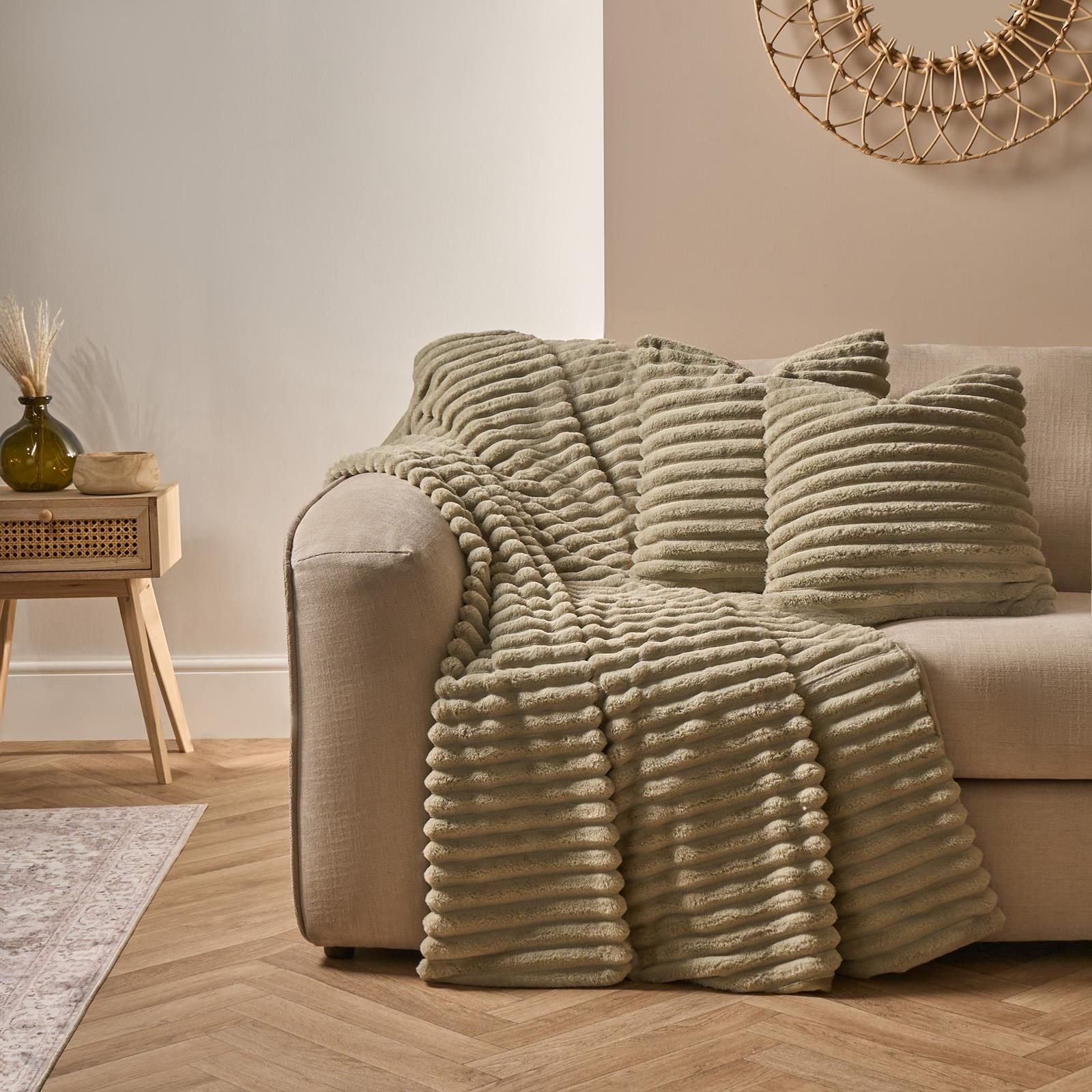 OHS Faux Fur Ribbed Fleece Throw Over Bed Blanket Winter Warm Supersoft image 3