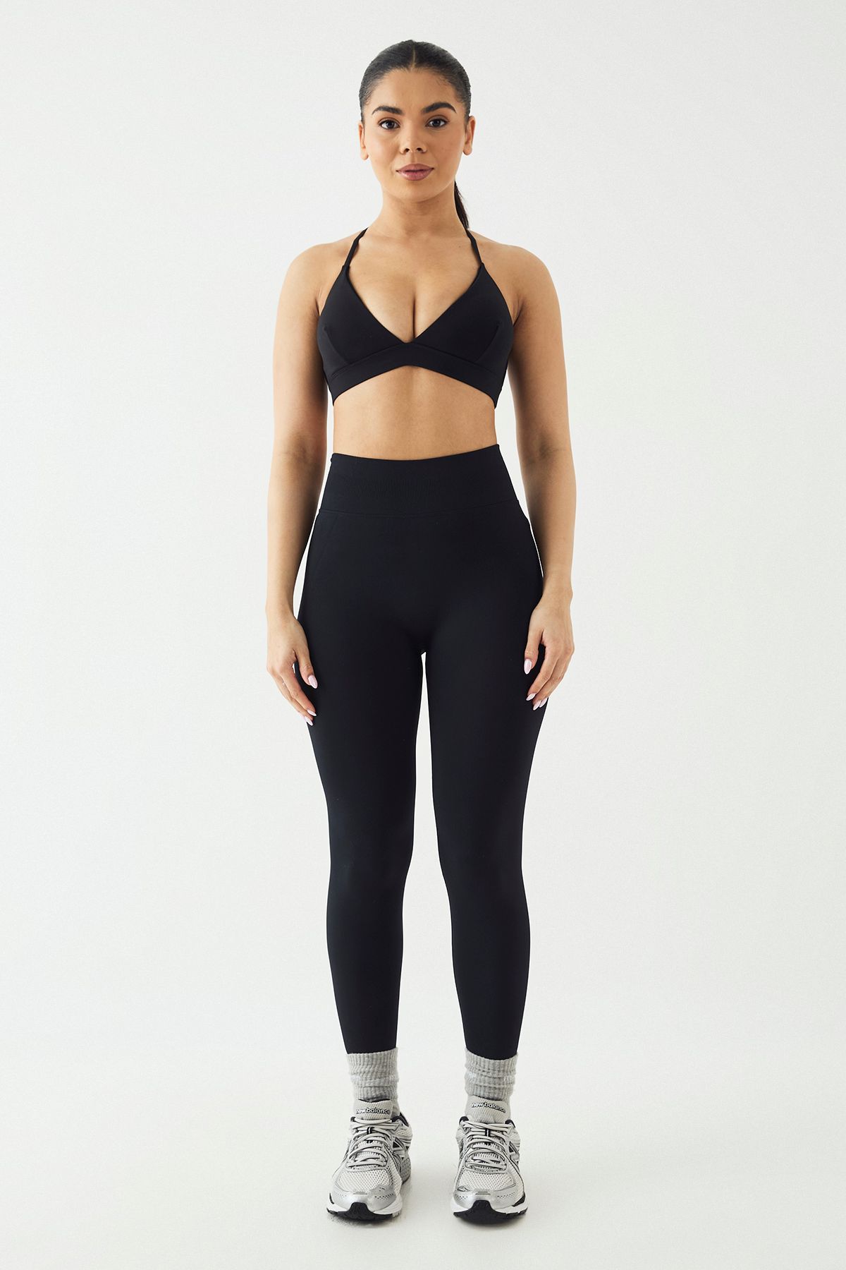 DSGN Studio DSGN Studio T Back Sports Bra Black image 5