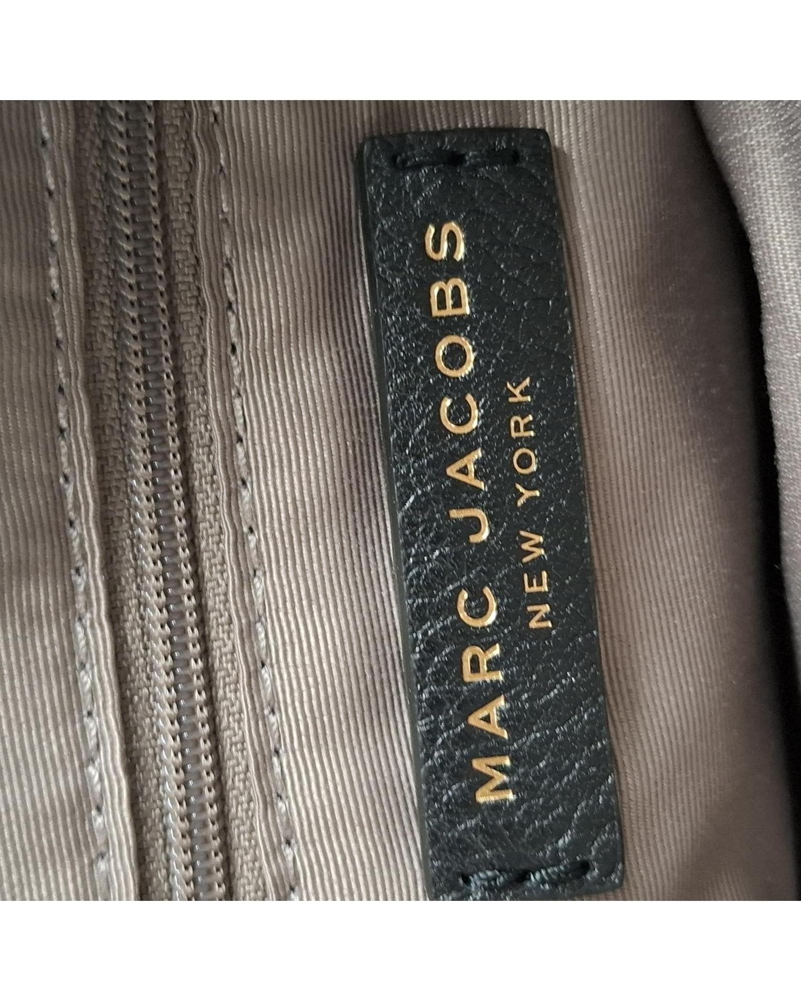 Marc Jacobs Preloved Crossbody Bag Zip Closure Wo - White | Ecru Crossbody Bags image 10