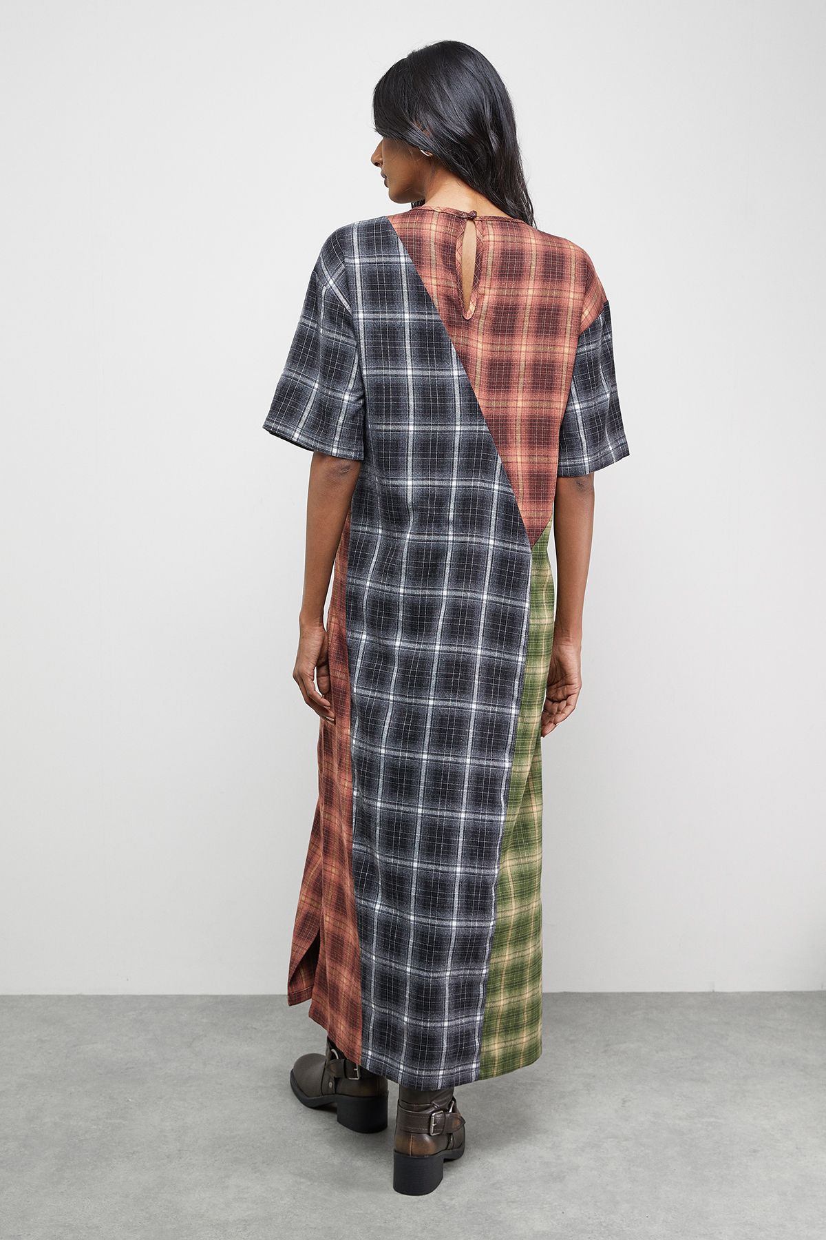 Warehouse Mixed Panelled Check Oversized Midi T-Shirt Dress Multi image 3