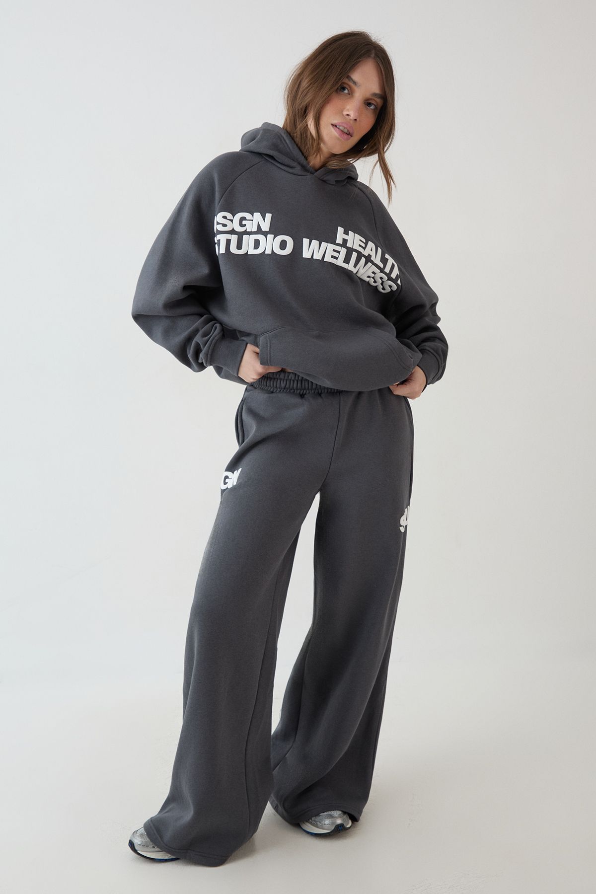 DSGN Studio DSGN Studio Health And Wellness Printed Hooded Tracksuit Charcoal