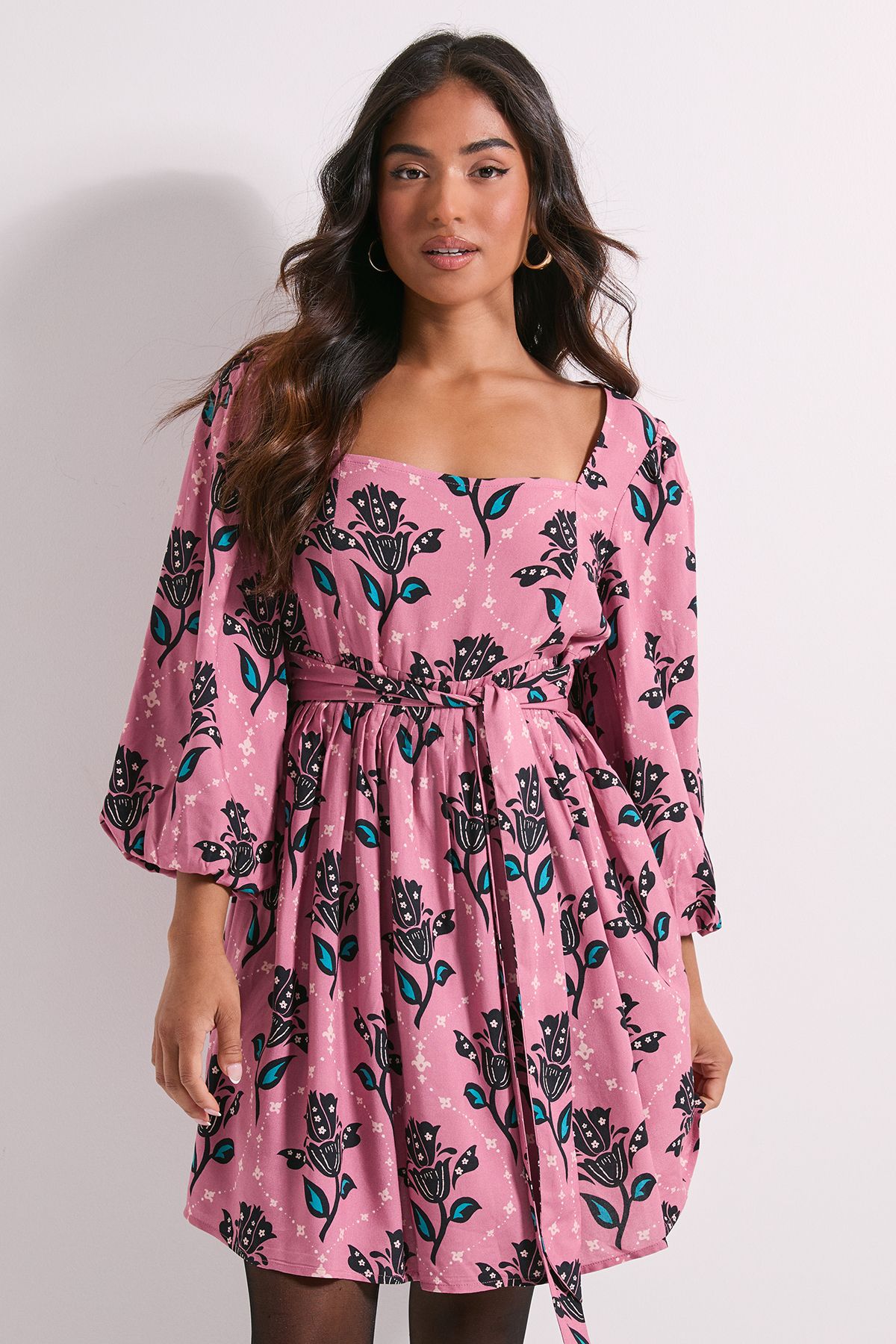 Dorothy Perkins Petite Pink Floral Square Neck Blouson Sleeve Tie Back Mini Dress Pink image 2