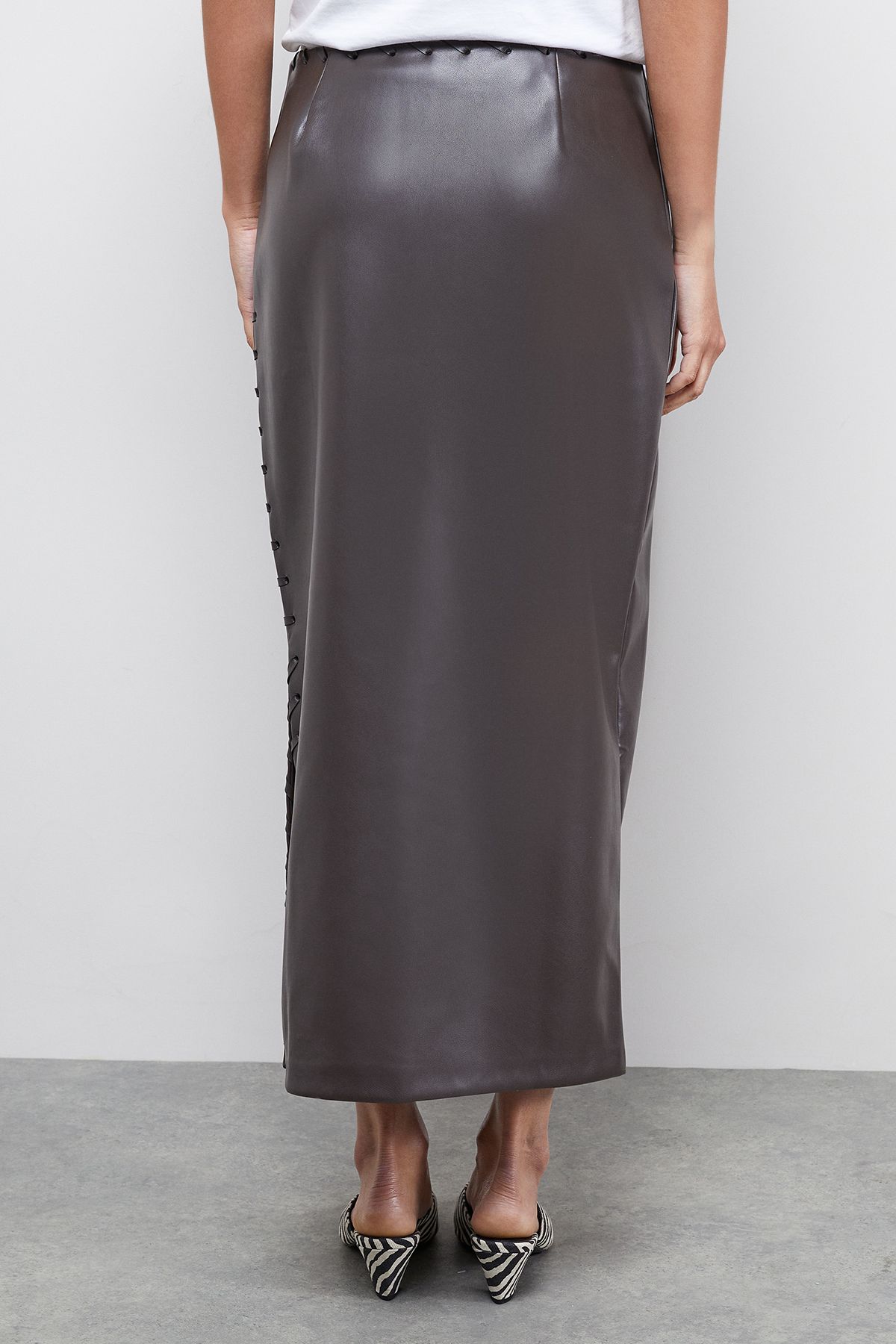 Warehouse Faux Leather Whipstitch Detail Midi Skirt Chocolate image 3