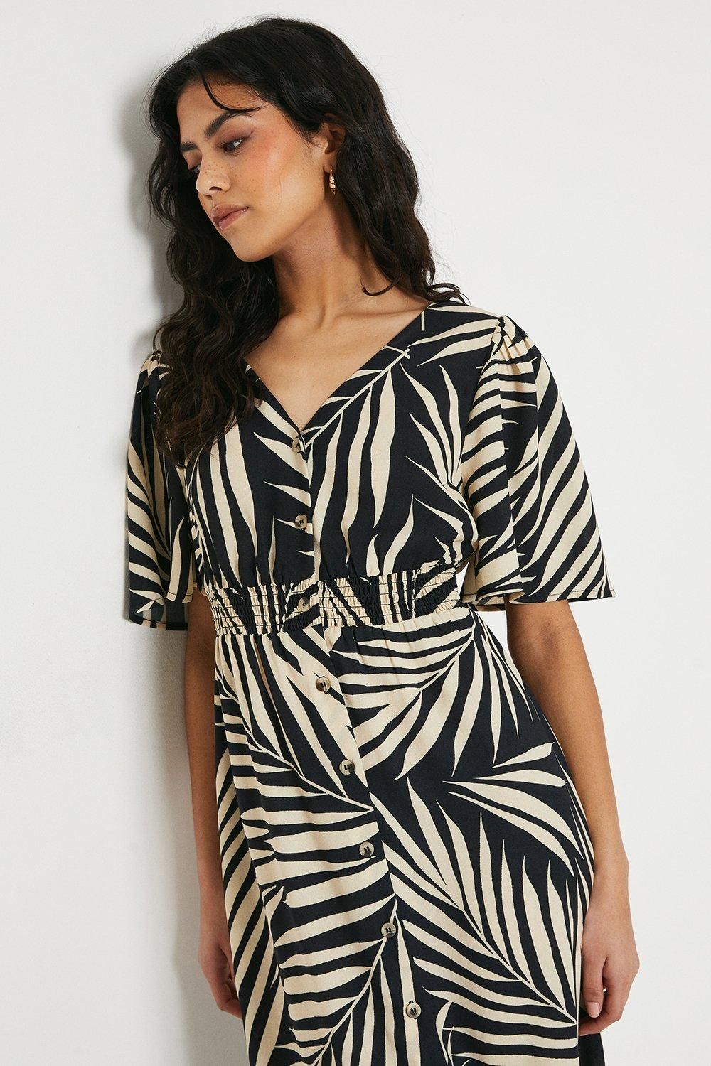 Dorothy Perkins Petite Palm Print Button Through Midi Dress With Pockets Black image 4