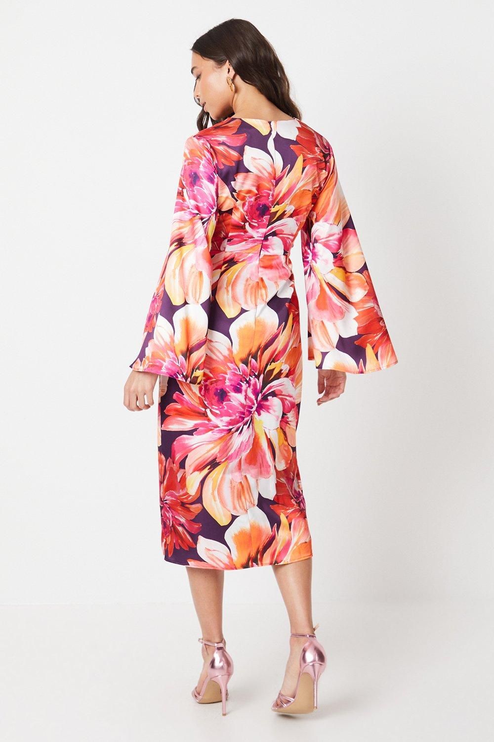Coast Petite Printed Satin Wrap Dress With Flare Sleeve Pink image 3