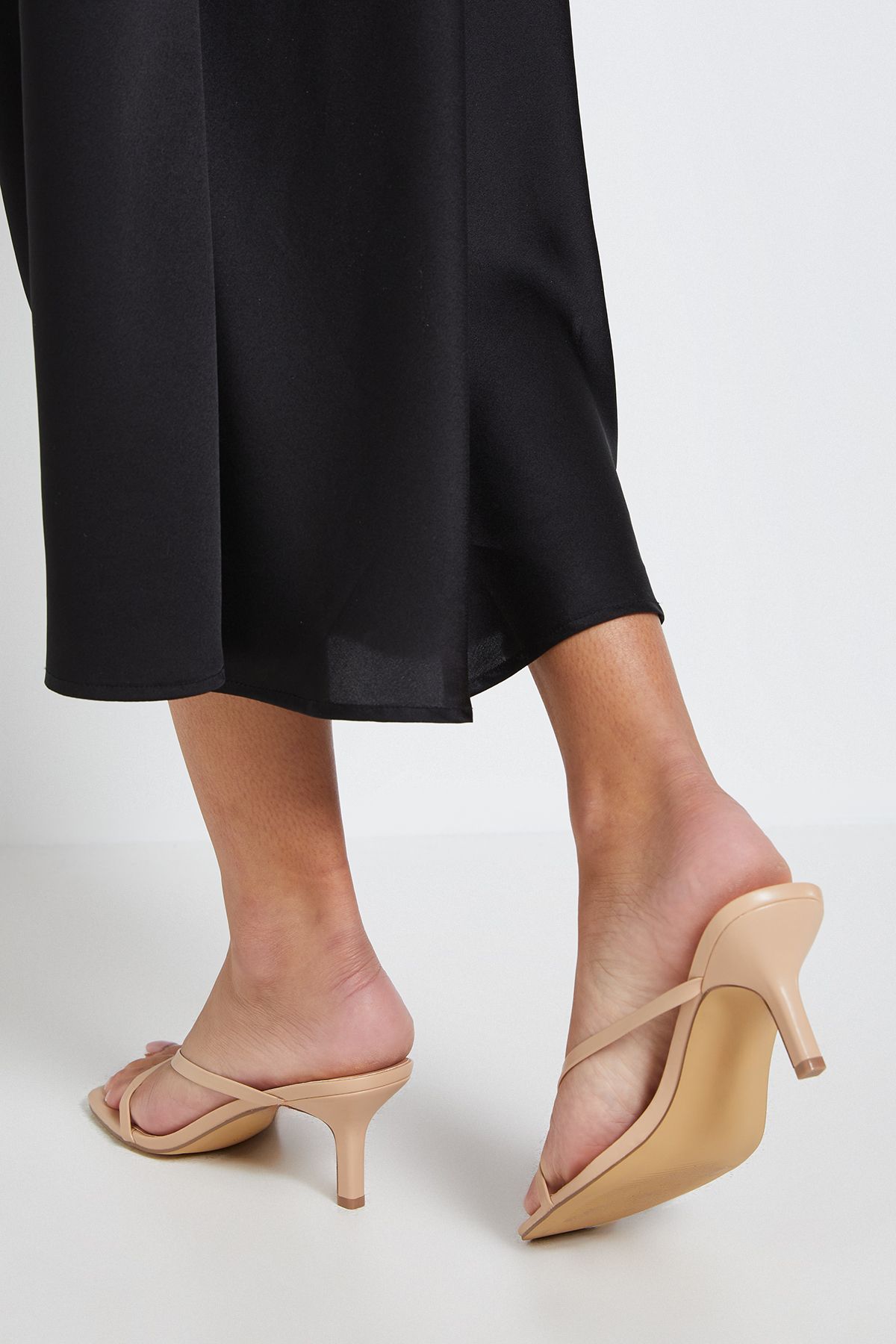 Dorothy Perkins Willow Faux Leather Toe Post Kitten Heel Mules Beige image 3