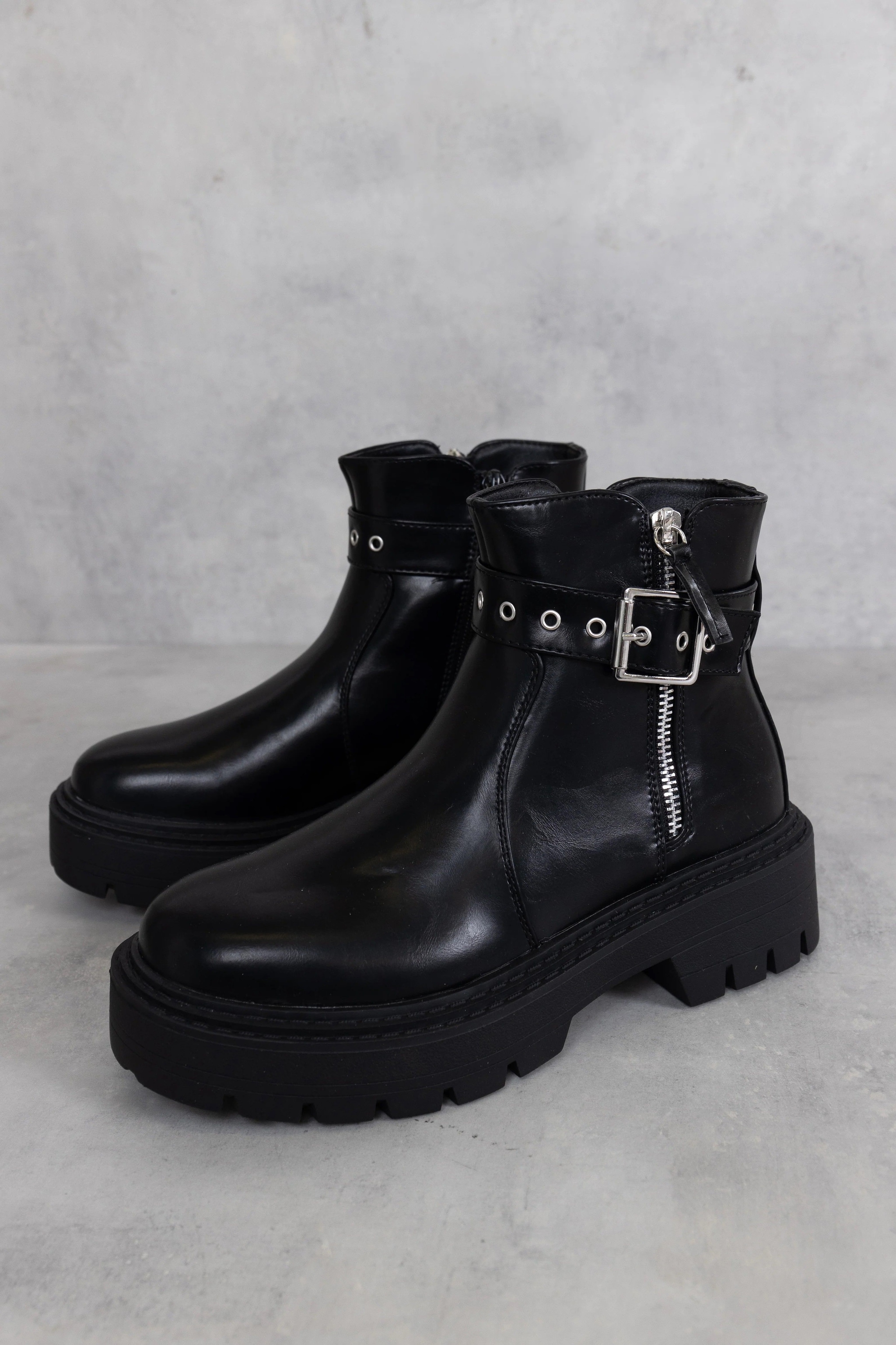 Shnoo Black Chunky Buckle Chelsea Boots image 3