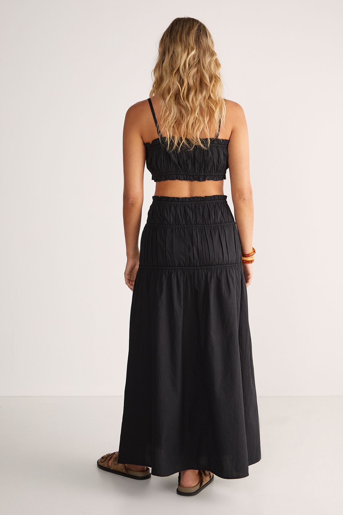 NastyGal Cotton Poplin Ruched Midi Skirt Black image 4