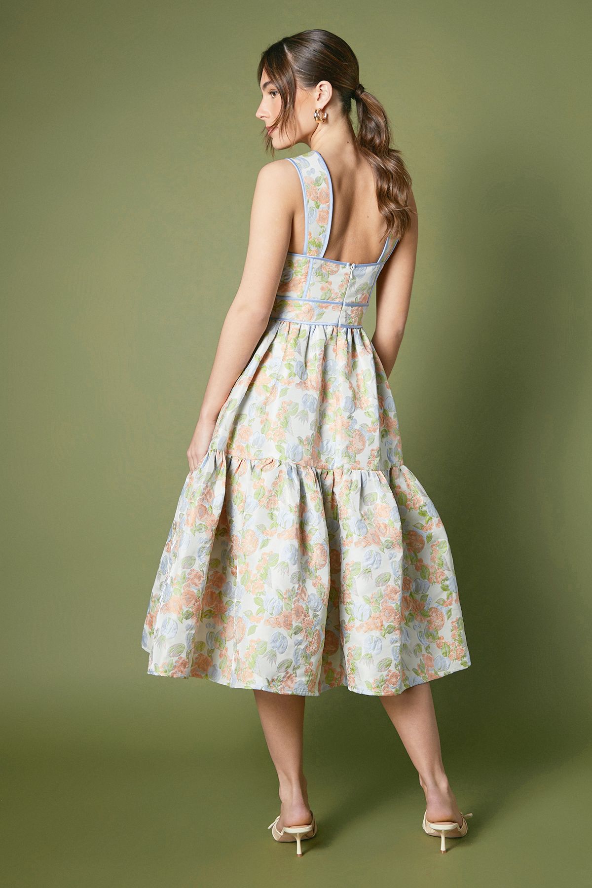 Coast Sweetheart Neckline Seam Detail Jacquard Dress Multi image 4