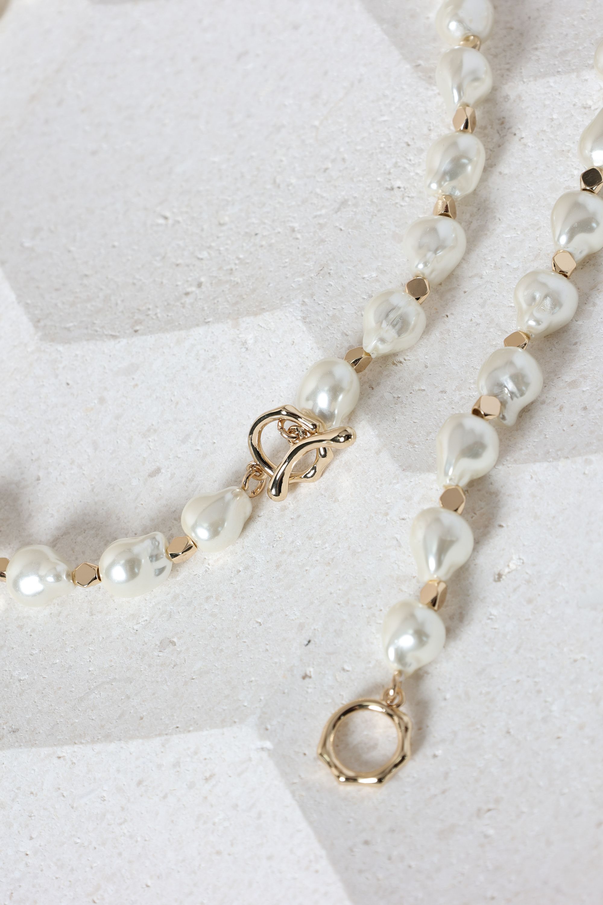 Jon Richard Gold Plated Pearl T Bar Bracelet image 3