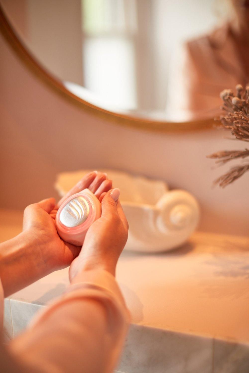 Love My Skin Miracle Face Mask Device Pink image 3