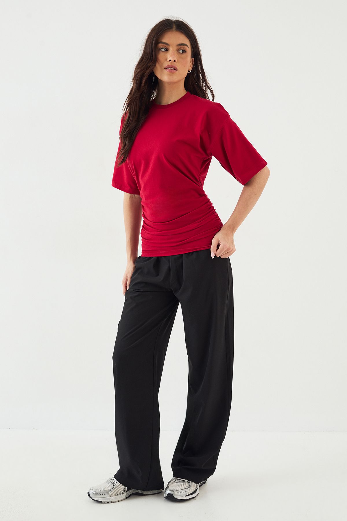 DSGN Studio DSGN Studio Ruched Side Cinched Short Sleeve Top Red image 3