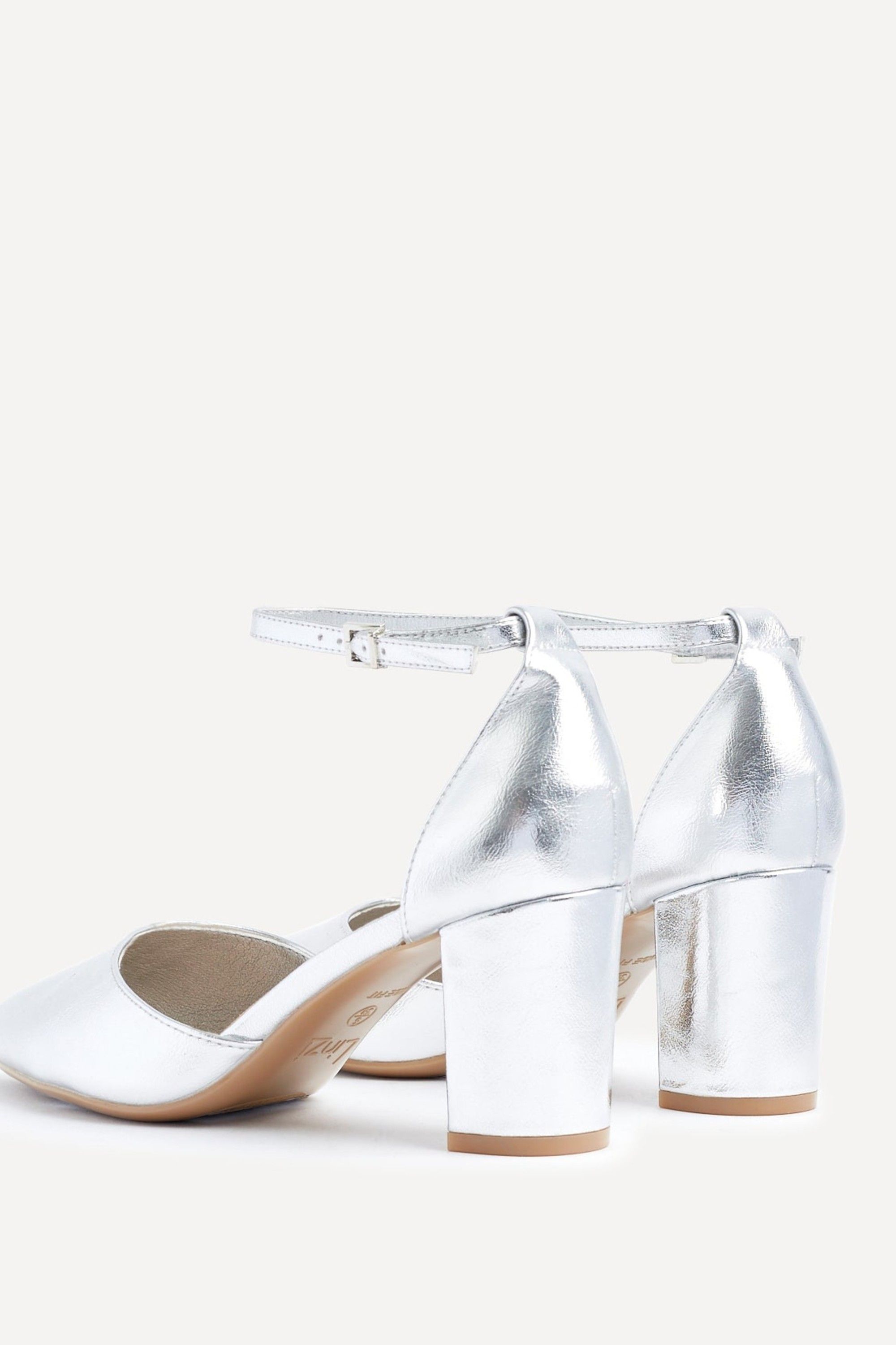 Linzi Davinas Wide Fit Silver Faux Leather Court Heels image 5