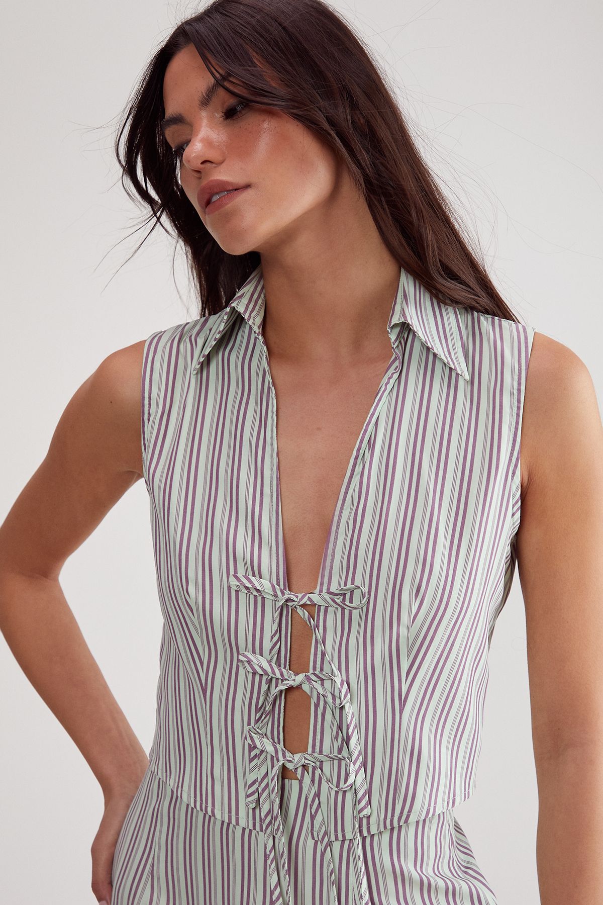 NastyGal Stripe Tie Front Collared Vest Mint image 3