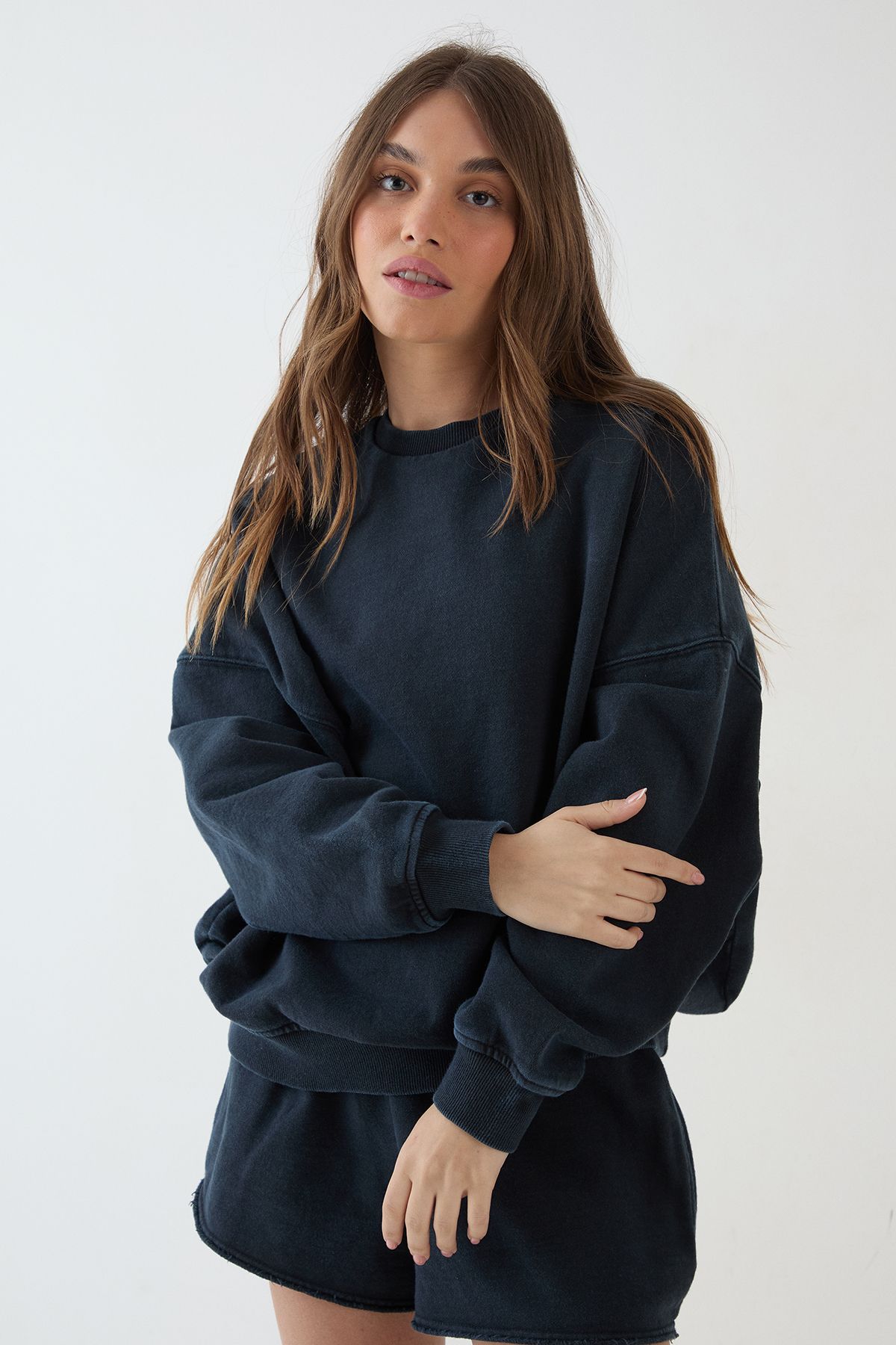 DSGN Studio DSGN Studio Heavyweight Washed Oversized Sweatshirt Washed Black