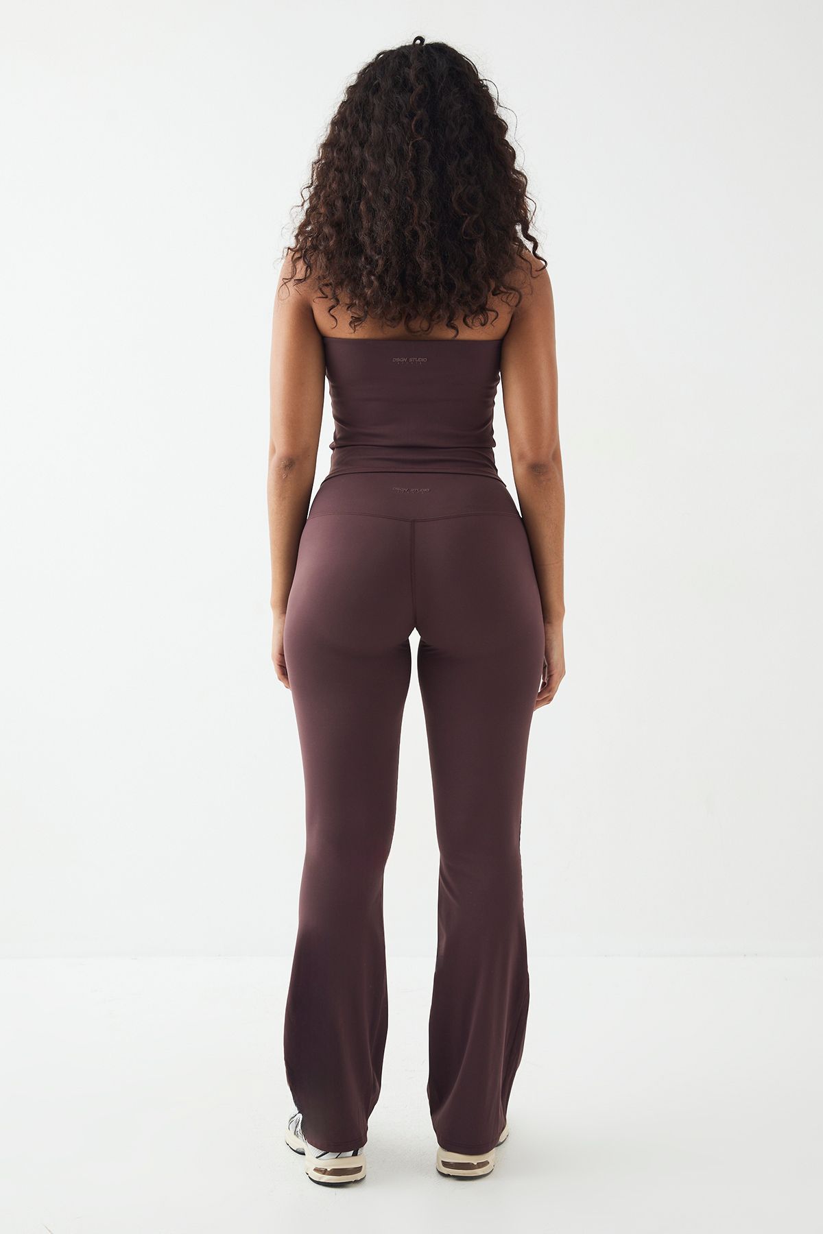DSGN Studio DSGN Studio Petite High Waist Ultra Sculpt Yoga Flared Legging Chocolate image 2