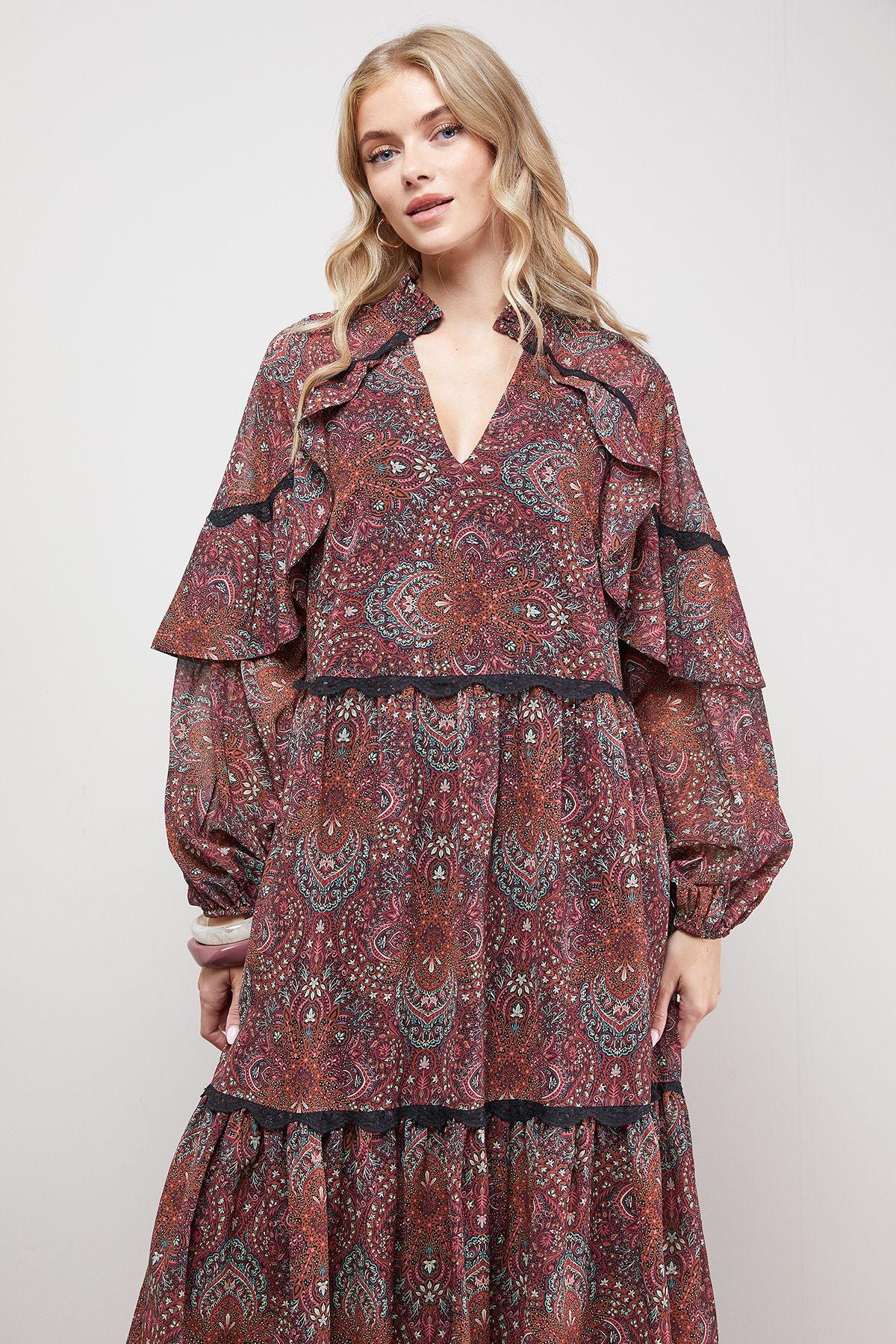 Oasis Printed Cape Detail Lace Trim Boho Maxi Dress Brick Red image 2