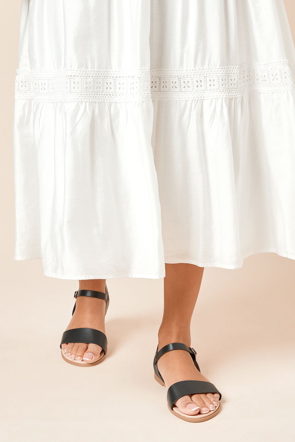 Dorothy Perkins Extra Wide Fit Faye Strappy Flat Sandals Black image 2