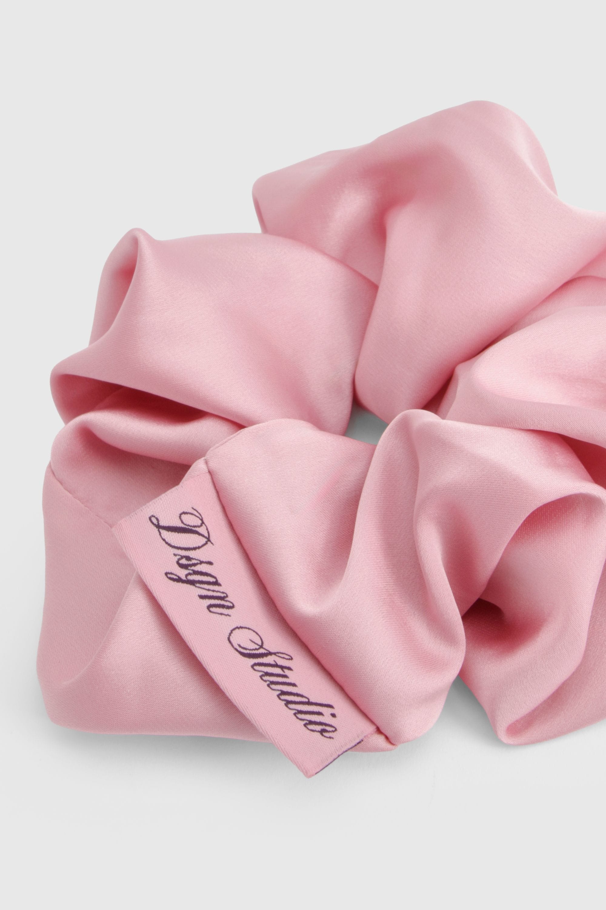 DSGN Studio DSGN Studio Satin Scrunchie Baby Pink image 3
