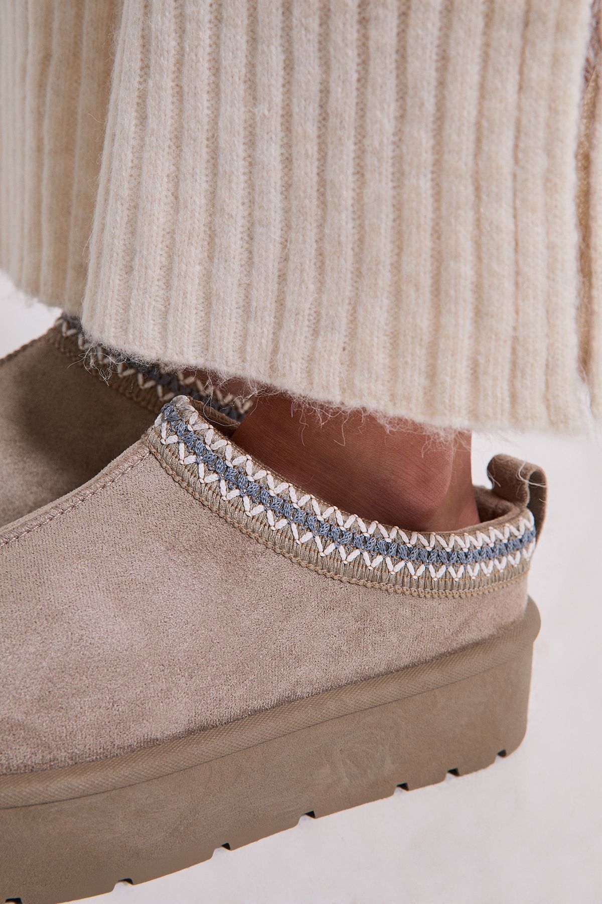 Dorothy Perkins Georgina Faux Suede Fur Trim Flatform Closed Toe Slipper Mushroom image 4