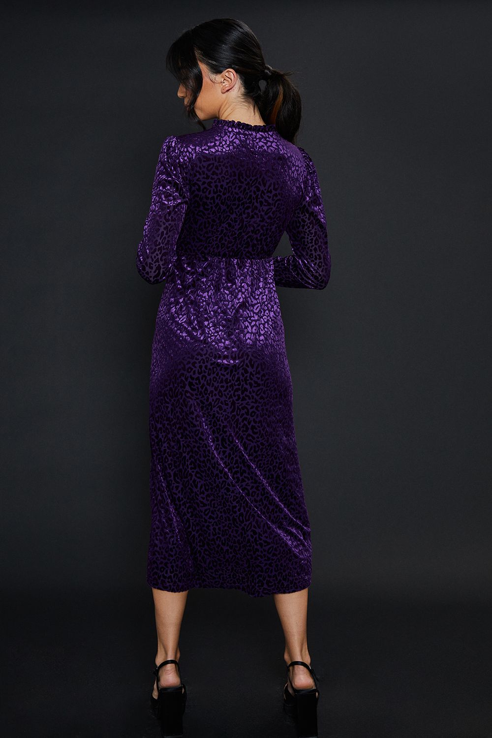 Dorothy Perkins Leopard Burnout Long Sleeve Midi Dress Purple image 3