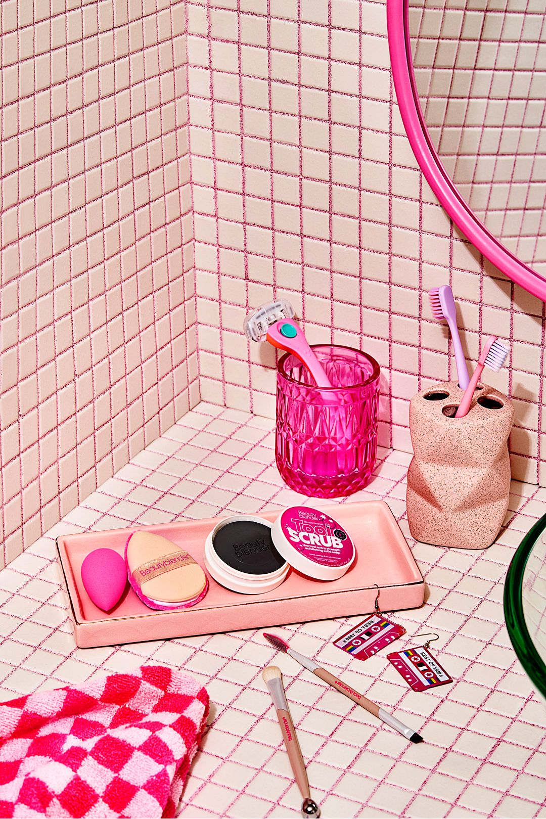 Beautyblender Toolscrub - Hand, Sponge & Brush Cleanser 28g - Charcoal Multi image 4