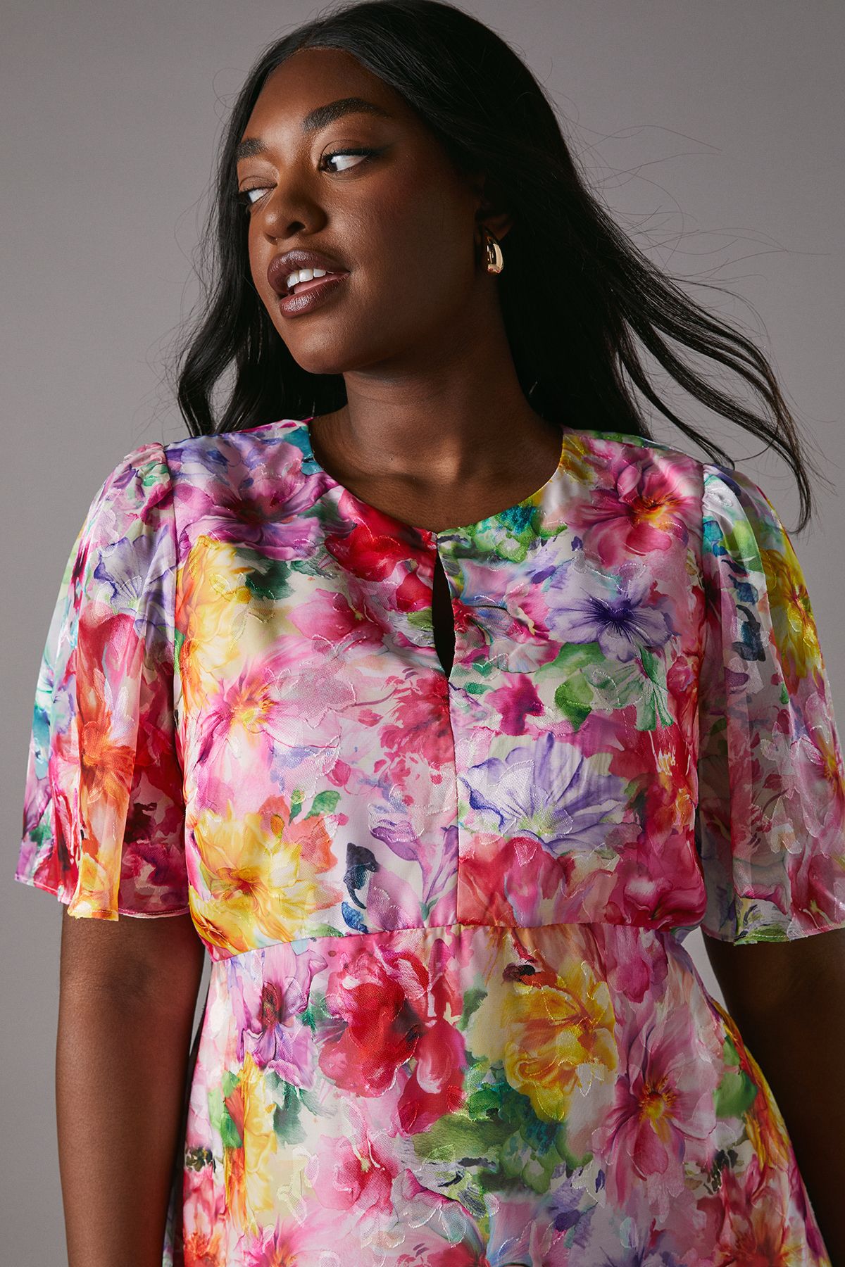 Coast Plus Hydrangea Print Tiered Midi Dress Pink image 5