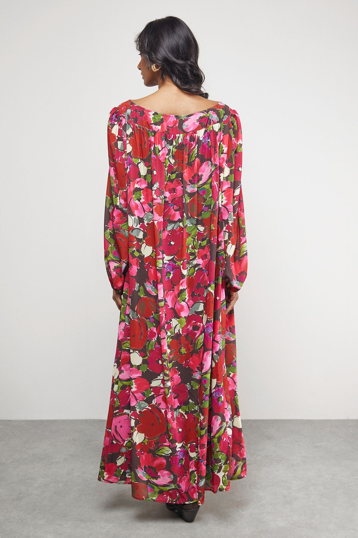 Warehouse Chiffon Tie Front Volume Midi Smock Dress Floral image 3