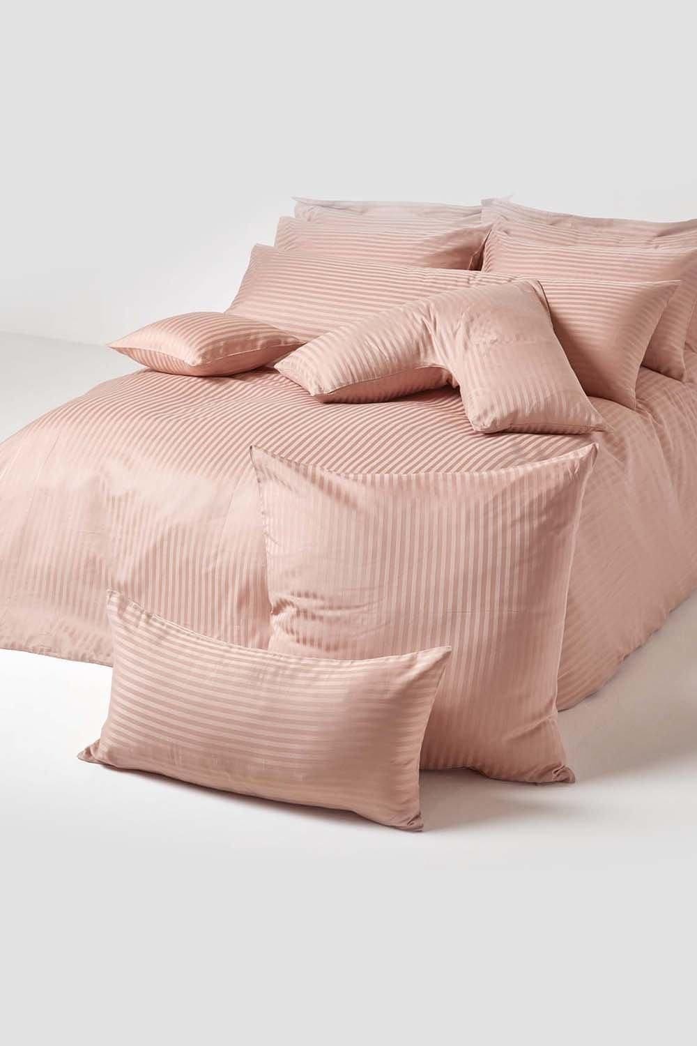 Homescapes Continental Pillowcase Egyptian Cotton 330 TC, 60 x 60 cm image 4