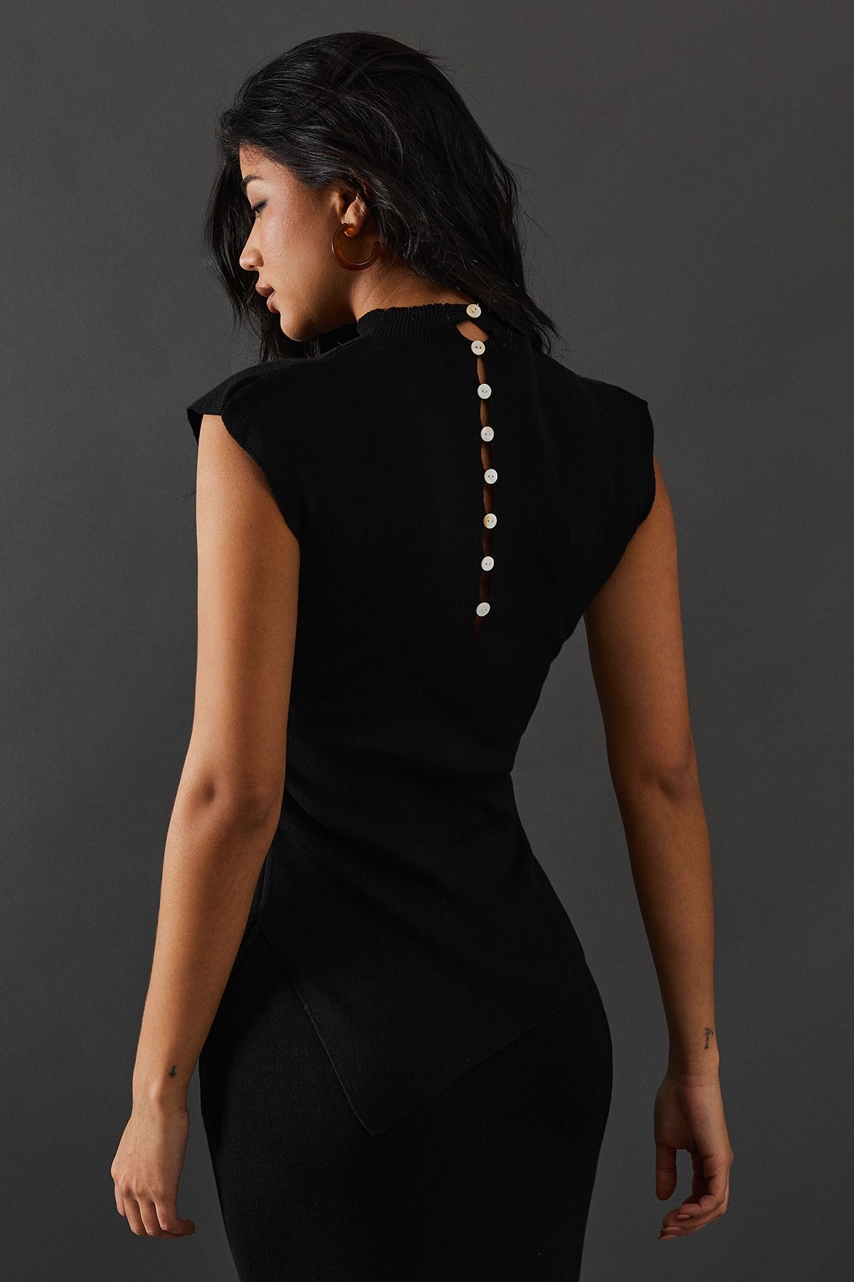 Warehouse Semi Sheer Ruched Side Button Back Detail Knitted Top Black image 3