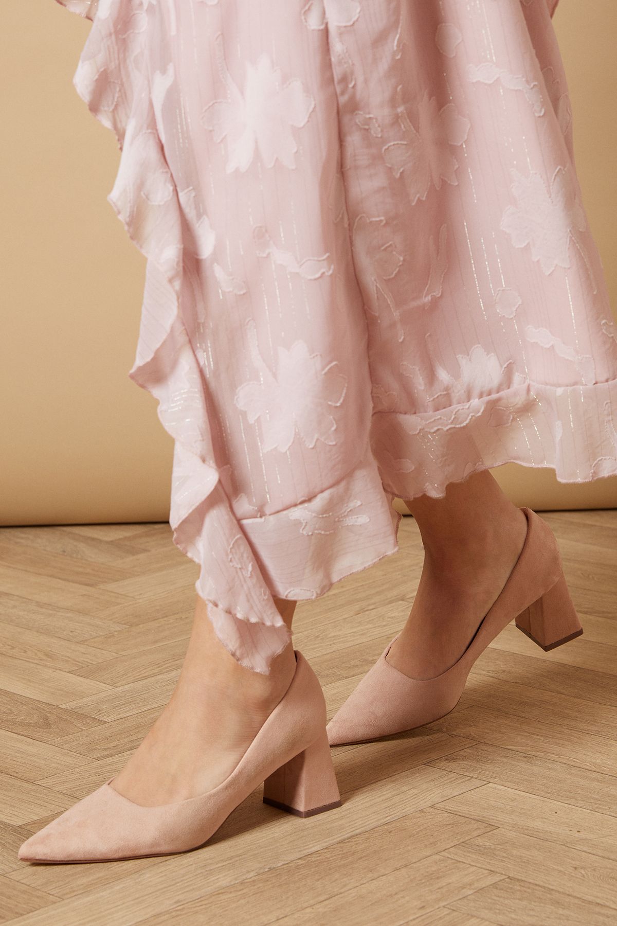 Oasis Vern Faux Suede Pointed Block Court Shoes Blush image 1