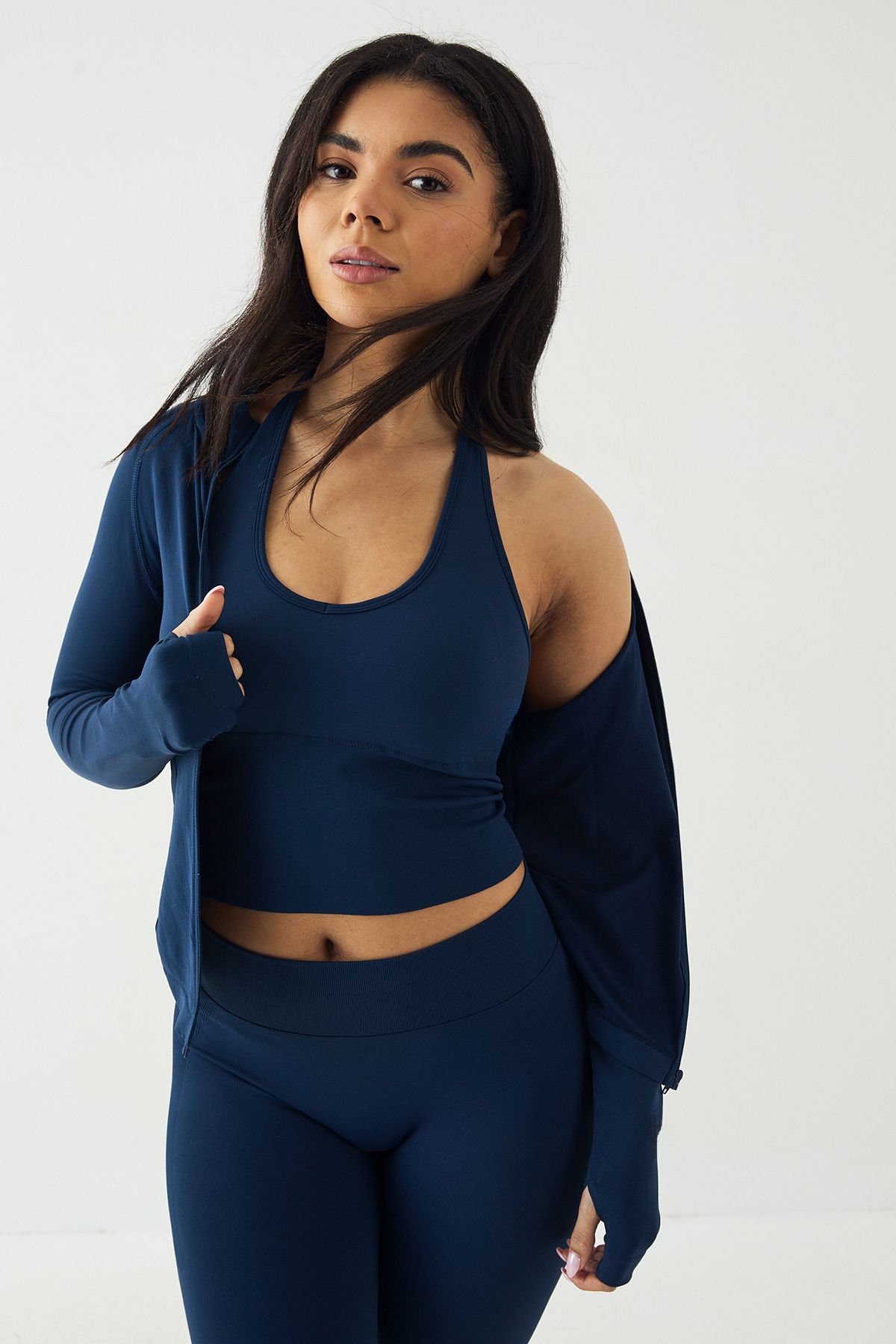 DSGN Studio DSGN Studio Sport Ultra Contour Seamless Padded Halter Top Navy image 3