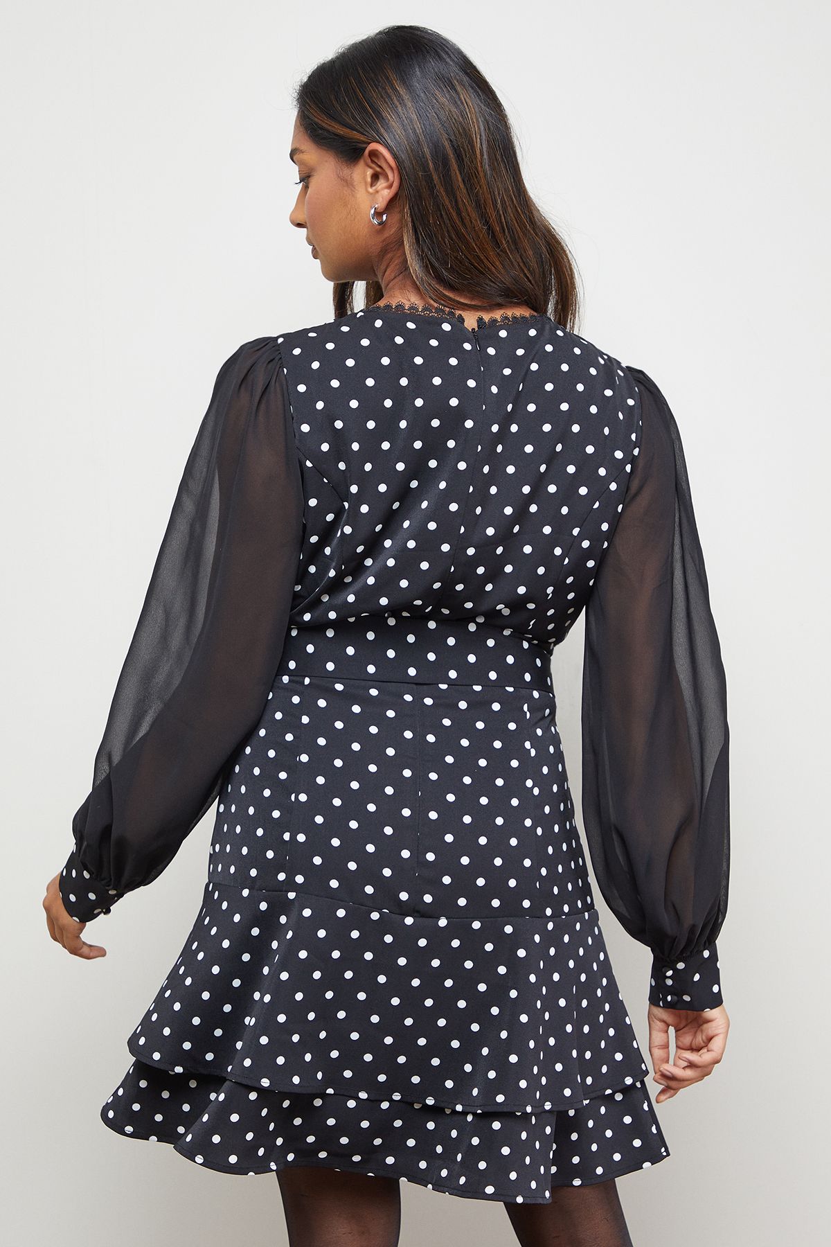 Oasis Polkadot Belted Balloon Sleeve Flippy Mini Dress Mono image 3