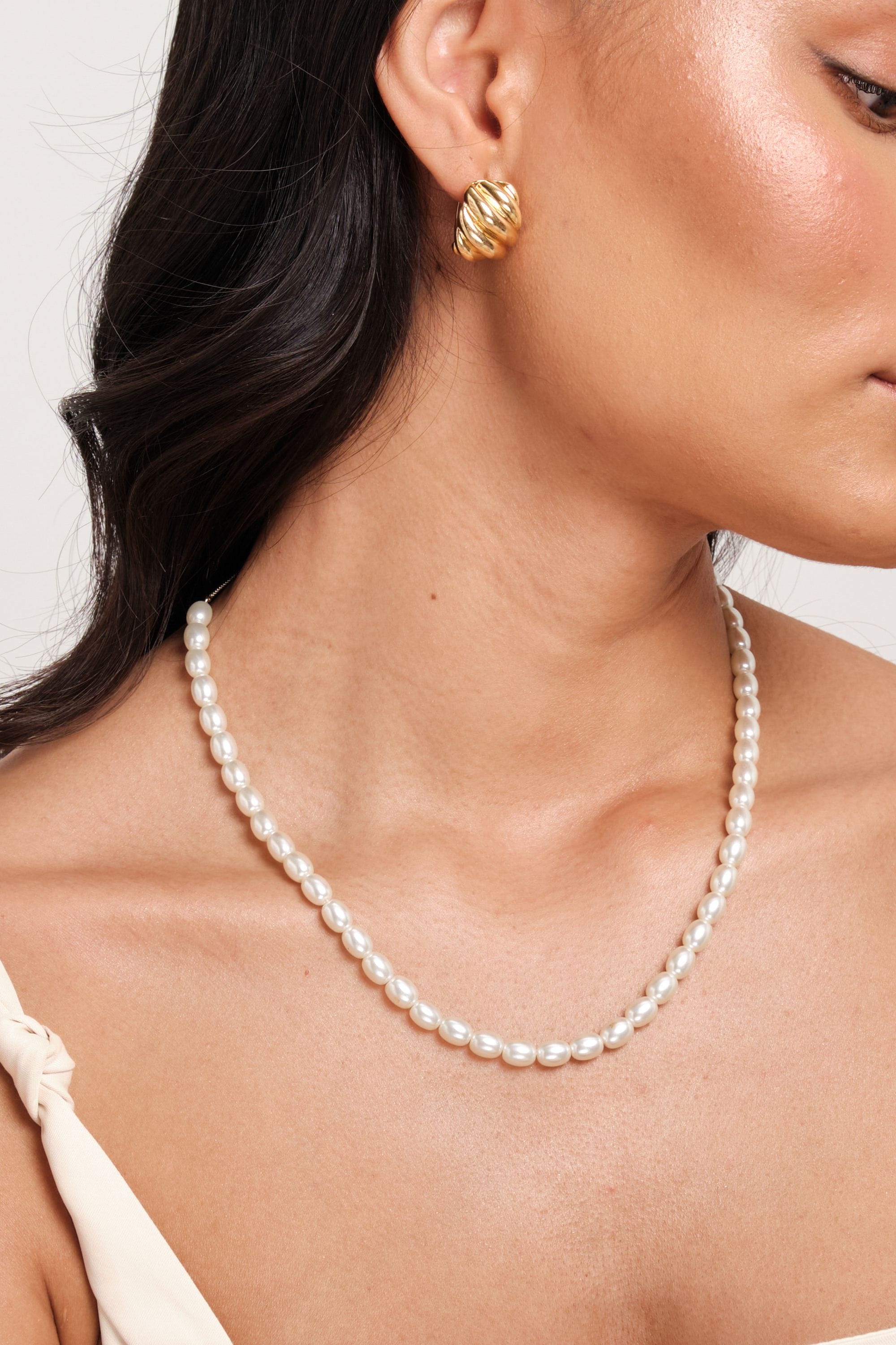 Jon Richard Gold Plated Adjustable Pearl Necklace image 3