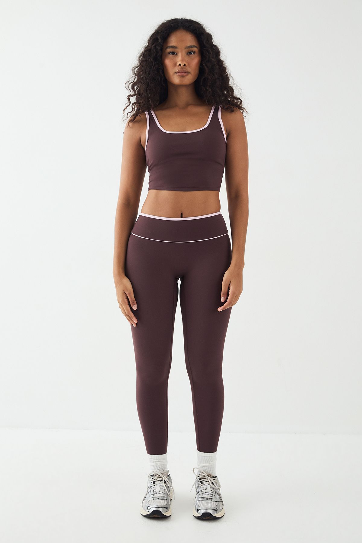 DSGN Studio DSGN Studio Sports Ultra Sculpt Contrast Piping Padded Sports Bra Chocolate image 5