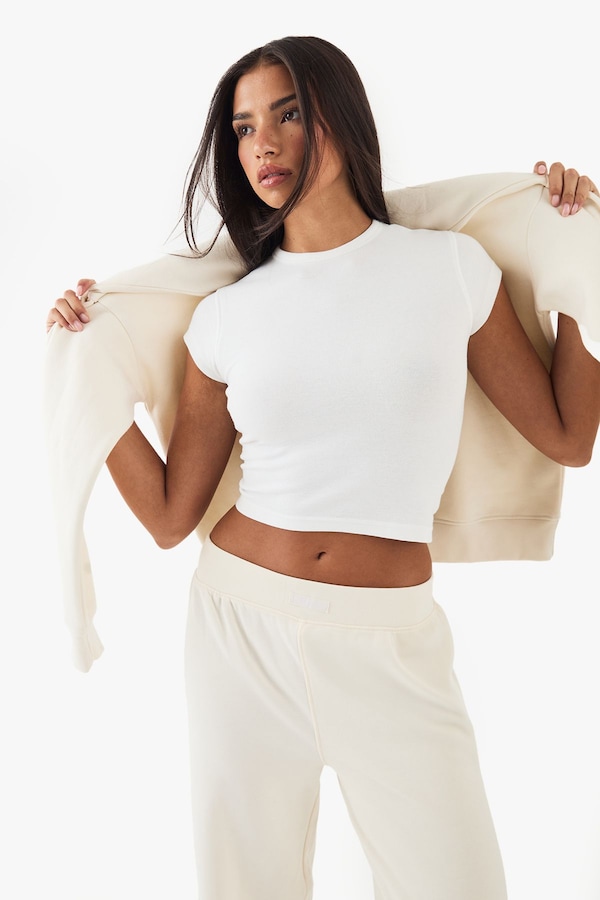 DSGN Studio DSGN Studio Embroidered Short Sleeve Top White