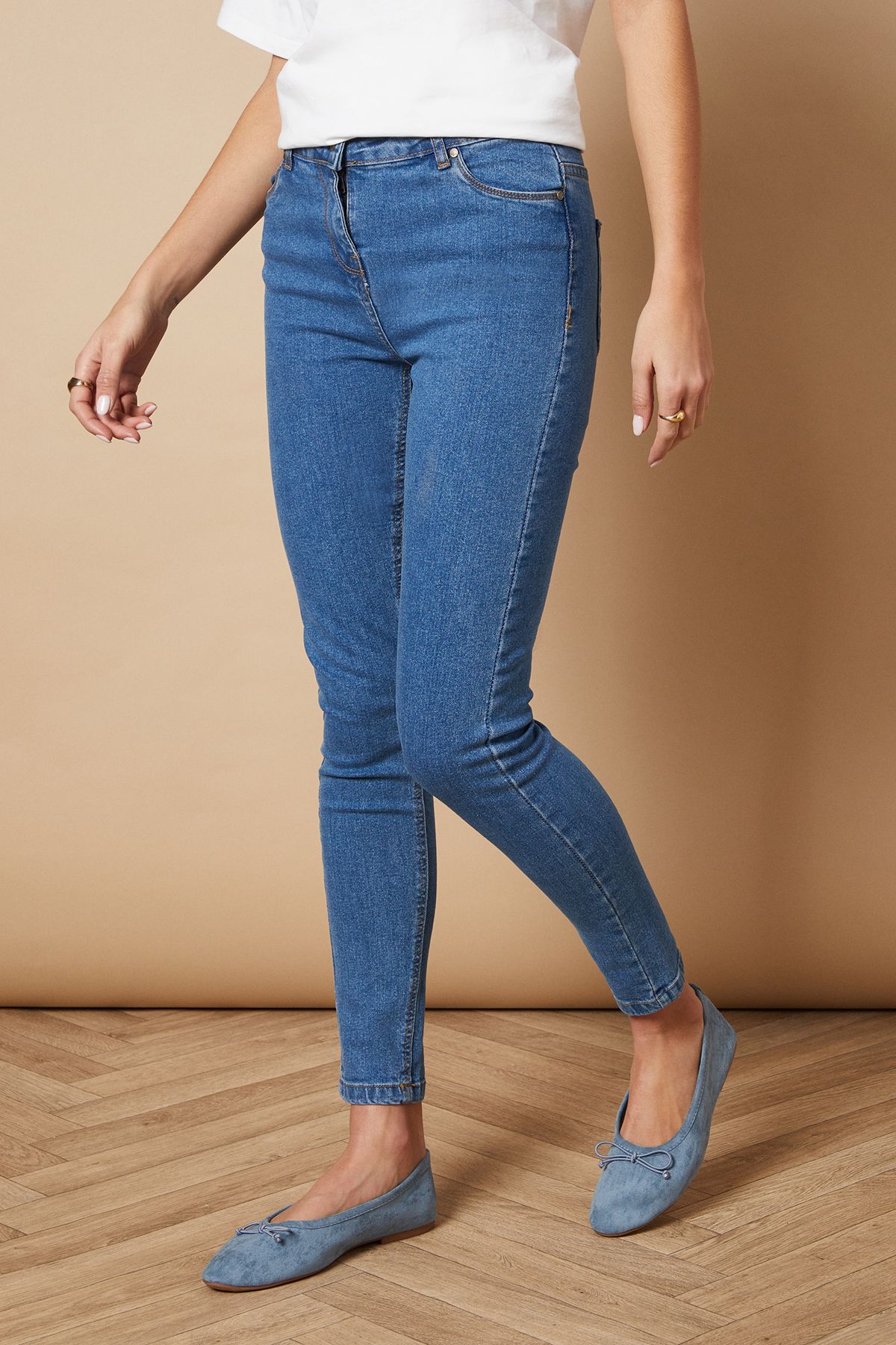 Oasis Jade Mid Rise Skinny Jeans Mid Wash image 5
