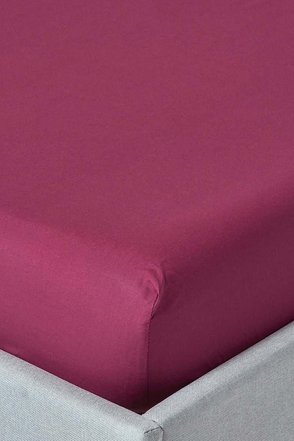 Homescapes Egyptian Cotton Deep Fitted Sheet 18 inch 200 Thread Count