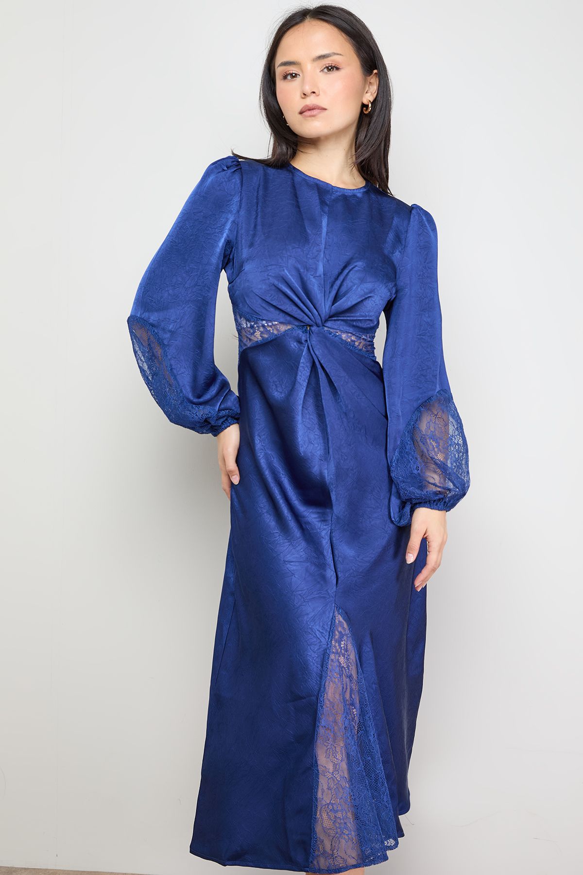 Oasis Petite Lace Insert Satin Midi Dress Blue image 4