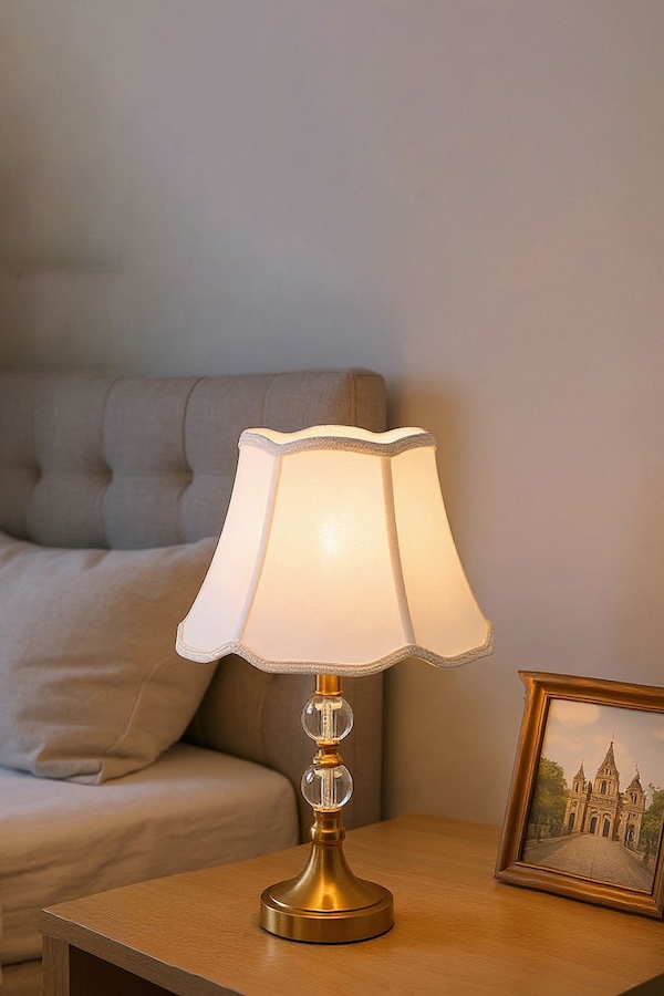 Living and Home 7W Modern Table Lamp