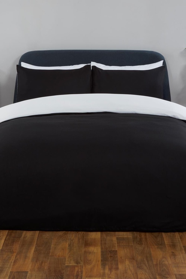 OHS Plain Reversible Duvet Cover With Pillowcase Set