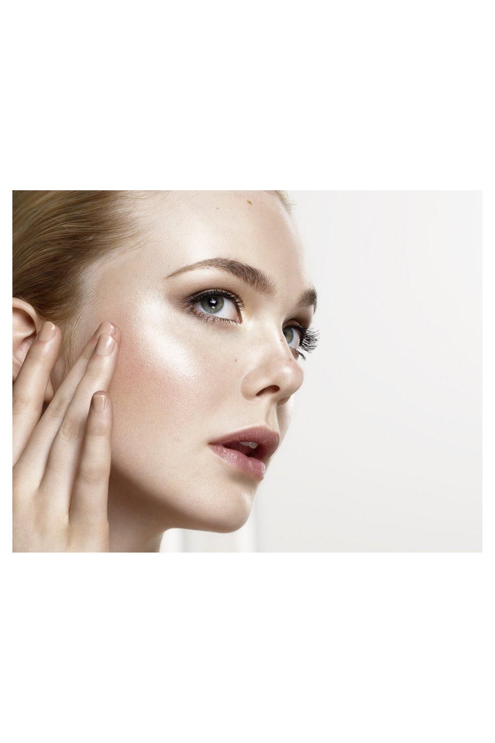 L'Oréal Paris Highlighting Drops, Glow Mon Amour Sparkling Love Champagne image 4