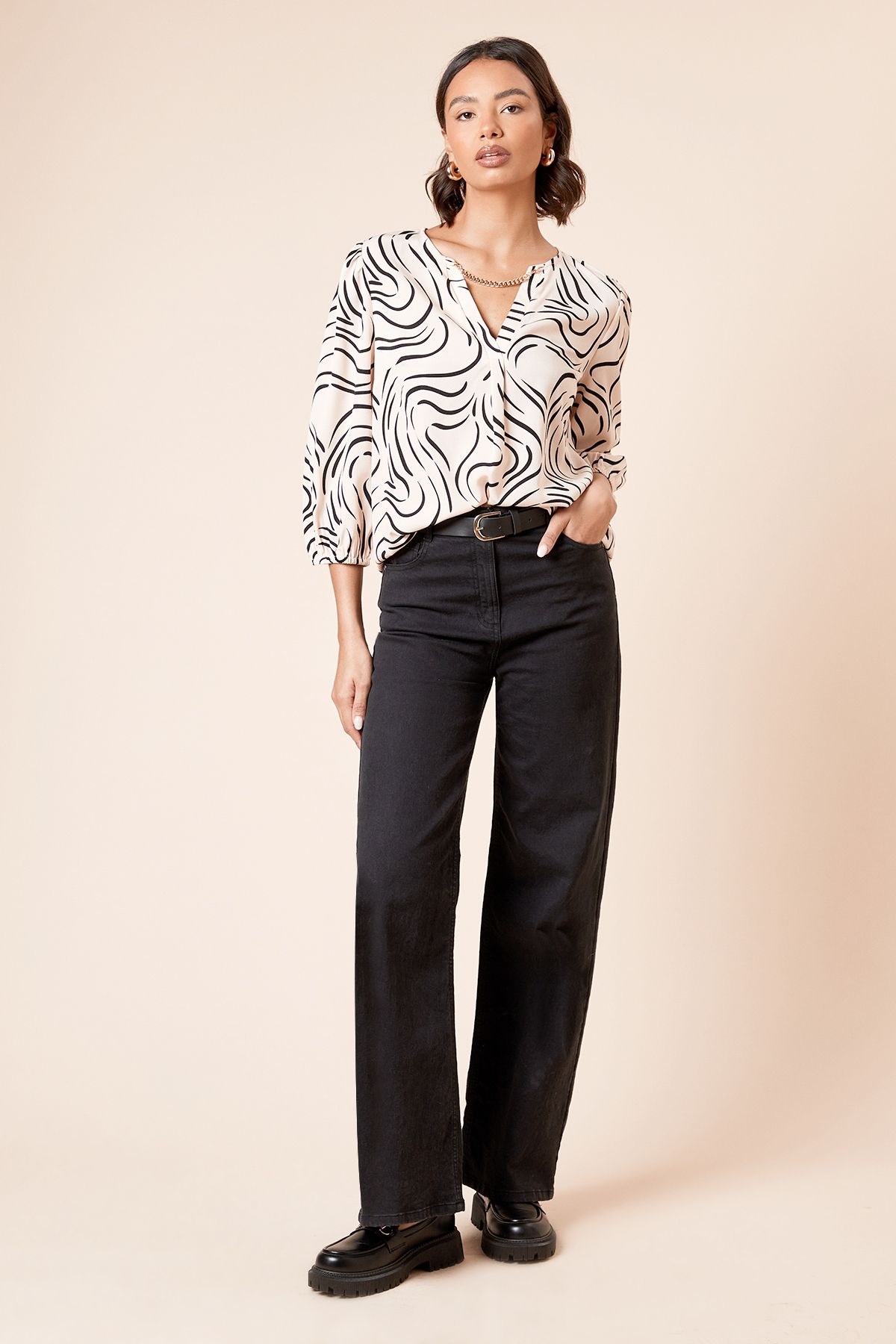 Dorothy Perkins Long Sleeve Swirl Chain Detail Blouse Ivory image 3