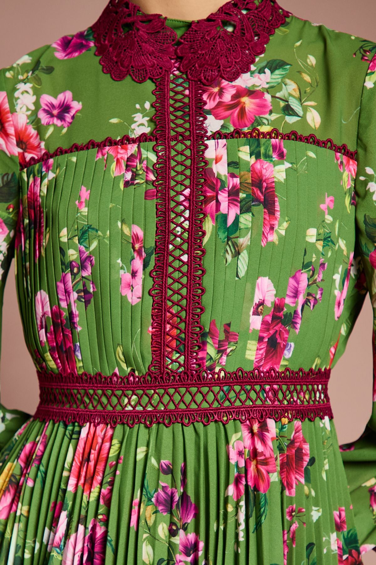 Coast Lisa Tan Long Sleeve Pleated Printed Blouse Green image 2