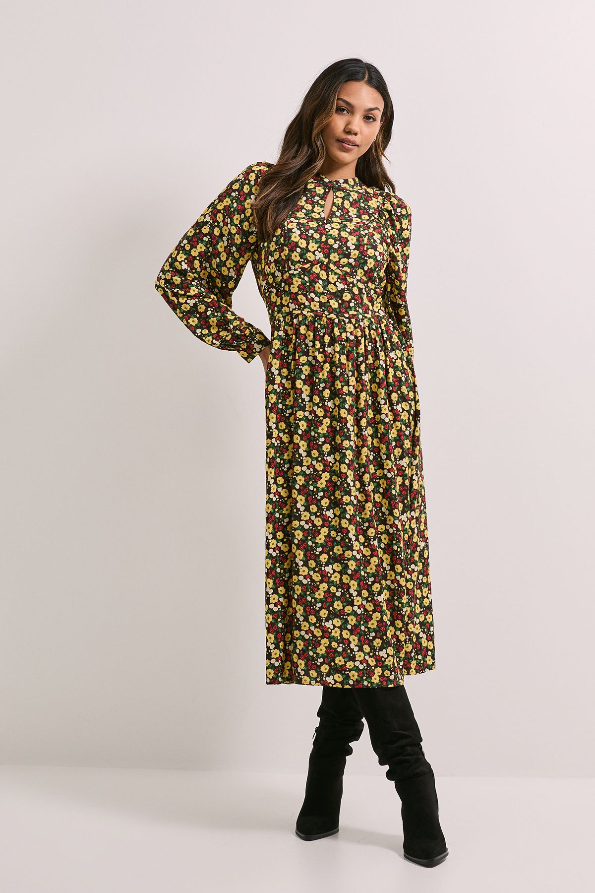 Dorothy Perkins Keyhole Detail Waisted Blouson Sleeve Printed Midi Dress Multi image 1