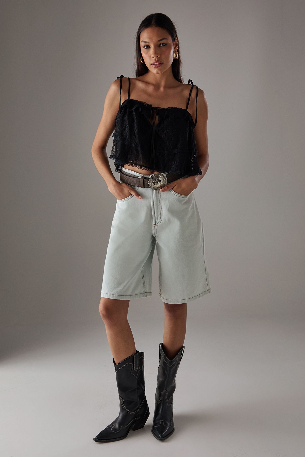 Warehouse Bohemian Lace Strappy Cropped Cami Top Black image 2